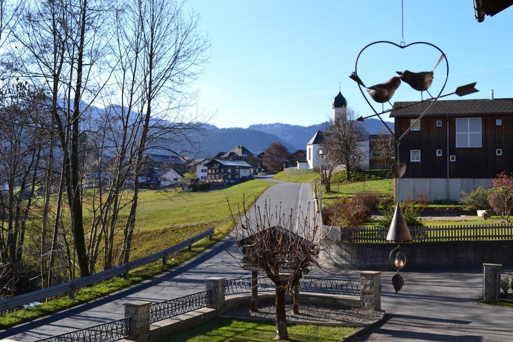 Gaestehaus-Pension Barbara Andelsbuch Exterior foto